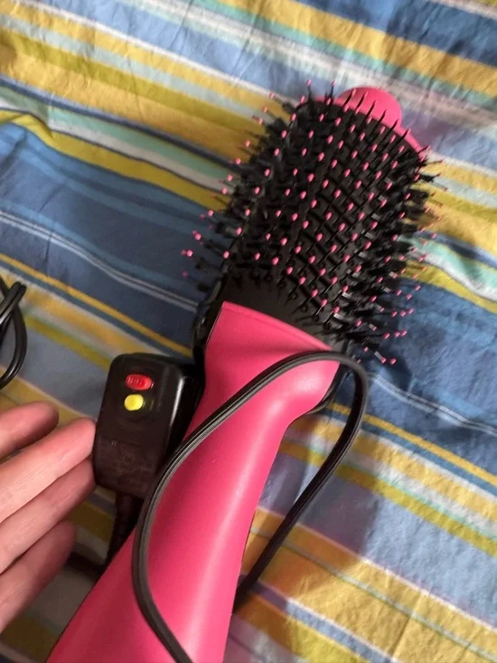 Revlon Revlon One-step Hair Dryer and Volumizer Hot Air Brush, Pink, 1 count - Picture 2 of 6